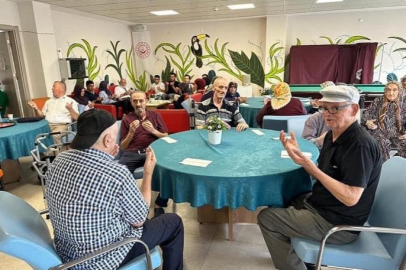 KANDİLDE YAŞLILAR MUTLU EDİLDİ