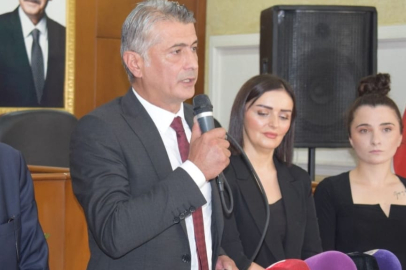 CHP'DE BAŞKANLIK İÇİN İLK BAŞVURU YAPILDI