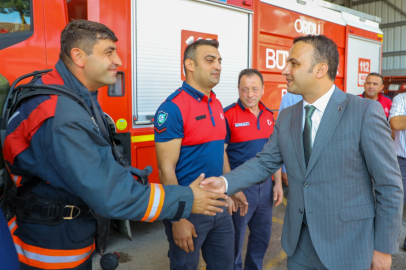 "İTFAİYECİLER BÜYÜK MÜCADELE VERİYOR"