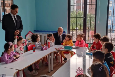 KAYMAKAMDAN ÇOCUKLARLA ÖZEL İLGİ