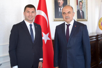 TEPE’DEN VALİ EROL’A ZİYARET