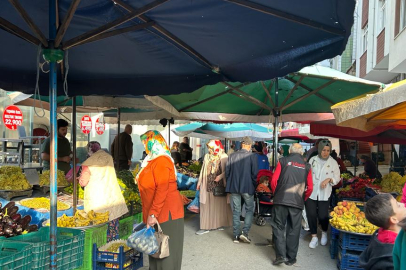 PAZAR YERİNDE ADIM ATILMIYOR