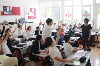 EĞİTİMDE MÜFREDAT DEĞİŞİKLİĞİ