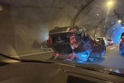 TÜNELDE OTOMOBİL TAKLA ATTI