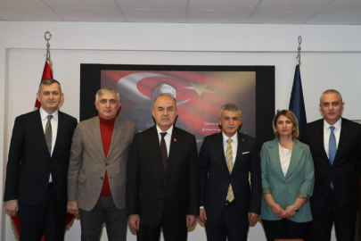 VALİ EROL, İADE-İ ZİYARETLERİNE DEVAM ETTİ