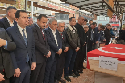 ŞÜKRÜ YÜRÜR SON YOLCULUĞUNA UĞURLANDI