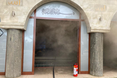 ŞEYH YUNUS CAMİSİNDE YANGIN