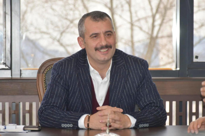 SEMİZ: “MESUT KARAYİĞİT KARDEŞİMİ TEBRİK EDİYORUM”