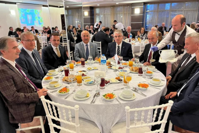 BAŞKAN KİBAR ANKARA’DA HEMŞEHRİLERİYLE BULUŞTU