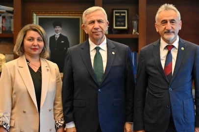 MANSUR YAVAŞ’TAN ÇAMAŞ’A YAKIN TAKİP SÖZÜ!
