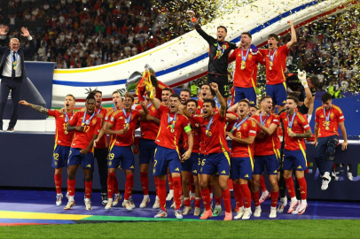 EURO 2024'ÜN ŞAPİYONU İSPANYA!