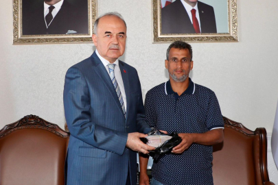 IRAKLI MOHAMMED’DEN ÖRNEK DAVRANIŞ