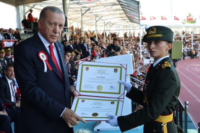 AKKUŞLU TEĞMEN KARA HARP OKULU BİRİNCİSİ OLDU