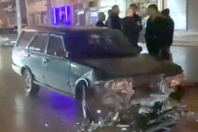 ÜNYE’DE KORKUTAN KAZA: İKİ ARAÇ KAFA KAFAYA ÇARPIŞTI!