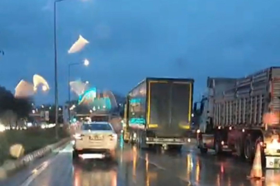 TIR ARIZALANDI, TRAFİK FELÇ OLDU