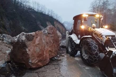 HEYELANDAN KAPANAN YOL ULAŞIMA AÇILDI