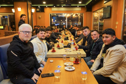 “ÇAY BİZDEN SOHBET SİZDEN”