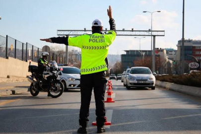 MOTOSİKLET SÜRÜCÜLERİNE AĞIR CEZALAR YOLDA!