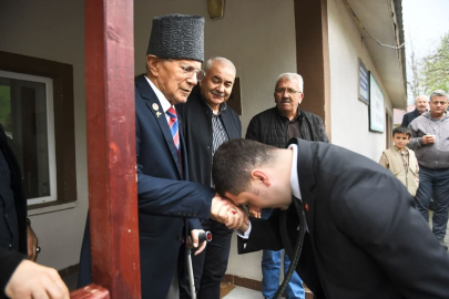 3 GÜNDE 26 MAHALLEYİ ZİYARET ETTİ 