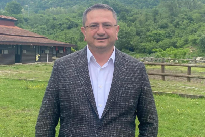 “FİLLER TEPİŞİRKEN OTLAR EZİLMESİN”