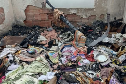YANGIN MAĞDURLARININ YARALARI SARILIYOR