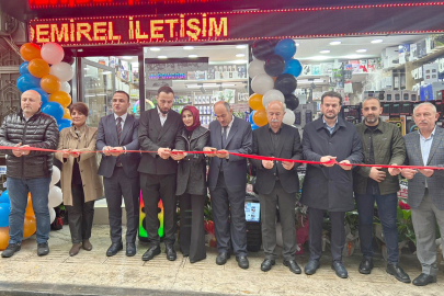 DEMİREL İLETİŞİM VE TOPTAN AKSESUAR HİZMETE AÇILDI