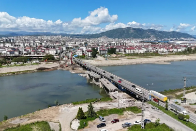 MELET KÖPRÜSÜ 3 HAFTADIR YIKILAMADI!