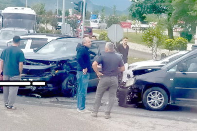 FATSA’DA ZİNCİRLEME TRAFİK KAZASI!
