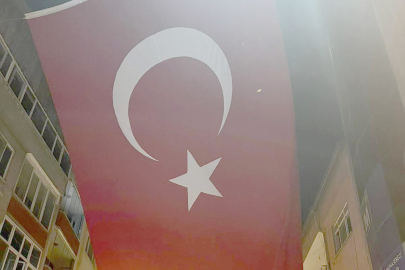 KORGAN KIRMIZI  BEYAZA BÜRÜNDÜ!