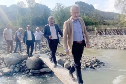 AKÇAY IRMAĞI’NDA KİMYASAL ATIK İDDİASI!
