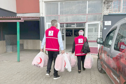 FATSA KIZILAY, MİNİK KALPLERE DOKUNDU