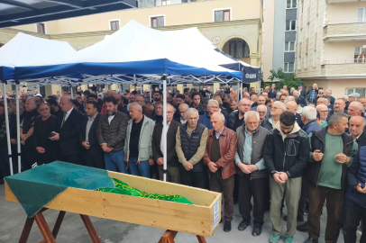 HACI ŞEREFNUR ÖZMADEN DUALARLA UĞURLANDI