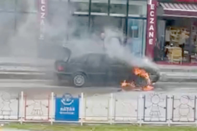 PARK HALİNDEKİ ARAÇ ALEV ALDI!