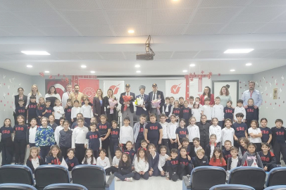 GAZİLER ÖĞRENCİLERLE BİR ARAYA GELDİ