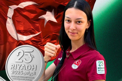MİLLİ SPORCU GÜMÜŞ MADALYAYI KAZANDI