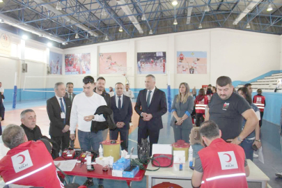 KIZILAY’A DEV DESTEK!