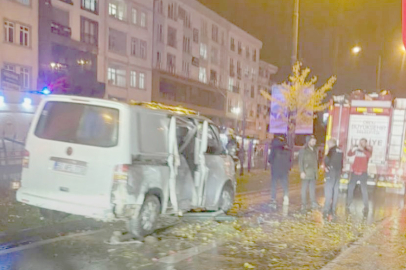 ADLİYE ÖNÜNDE KAZA!