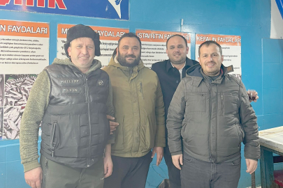 ÖZDEMİR SAHAYA İNDİ, TAKSİCİYİ DİNLEDİ