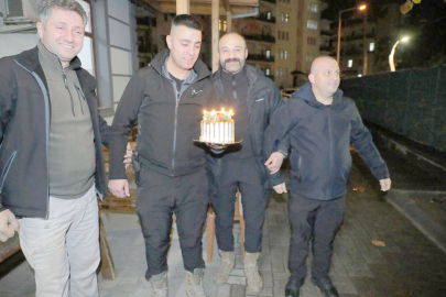 YILIN SON DAKİKALARINDA SÜRPRİZ DOĞUM GÜNÜ