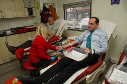 KIZILAY’DAN FATSA’DA KAN BAĞIŞI KAMPANYASI