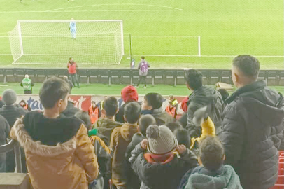 ÇOCUKLARIN YÜZÜNDE TRİBÜN SEVİNCİ