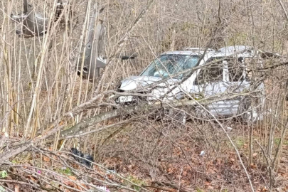 KONTROLDEN ÇIKAN ARAÇ BAHÇEYE UÇTU!