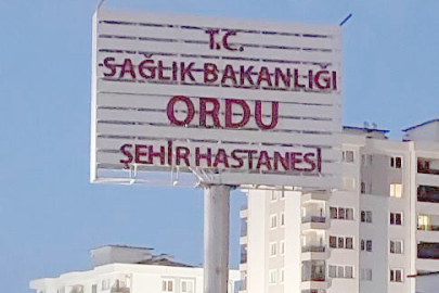 ŞEHİR HASTANESİ’NDE TABELA TAKILDI