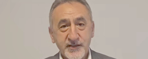 ÜRETİCİNİN EMEĞİYLE OYNAMAYIN!