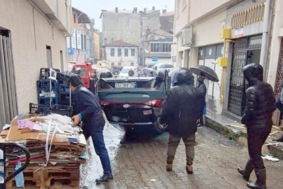 PERŞEMBE’DE ARAÇ TAKLA  ATTI!