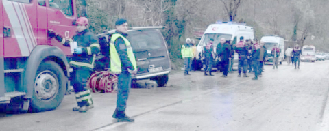 BABA VE OĞUL SON YOLCULUĞUNA UĞURLANDI