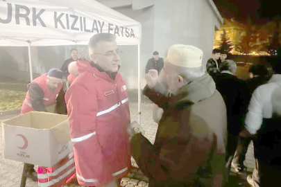 KURTULUŞ CAMİİ’NDE HAYIR LOKMASI İKRAMINDA BULUNULDU