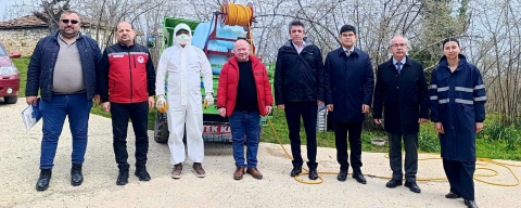 FATSA’DA KAHVERENGİ KOKARCA İLE KIŞLAK MÜCADELESİ SÜRÜYOR