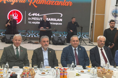 ORDULULAR ANKARA’DA AYNI SOFRADA