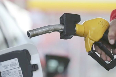 BENZİNE BİR ZAM DAHA!